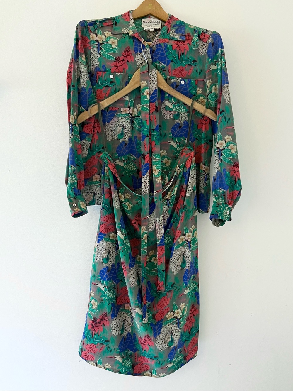 Vintage 80’s Diane Von Furstenberg 100% Silk set